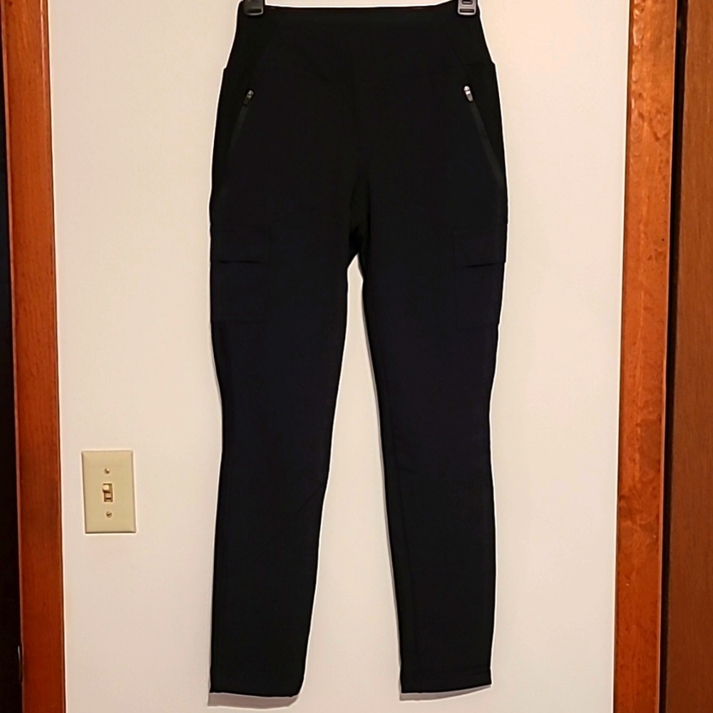 Avalanche Outdoor Supply Company black stretch taper leg pants Sz S